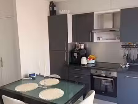 location appartement 2 pièces à saint-pierre-quiberon (56510) : à louer 2 pièces / 30m² sa