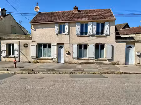 à 15 minutes à pied de la gare