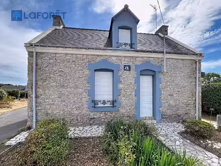 riantec - maison en pierre