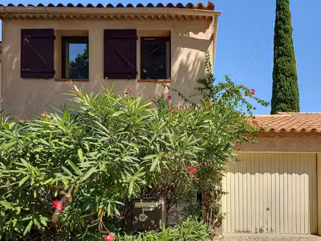 maison proche almanarre avec jardin et garage