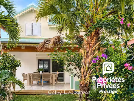 rare  appartement duplex t4 avec jardin et piscine   baie mahault