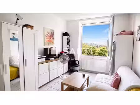 duplex 2 pièces avec mezzanine loué 1 200 €/mois