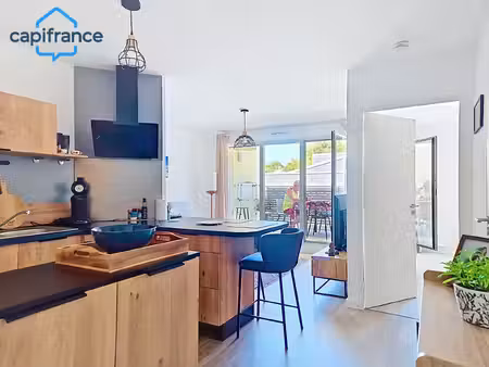 appartement t2 récent au cœur du bourg plougonvelin (29)