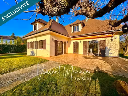 maison familiale / 4 chambres / garage / piscine / grand terrain