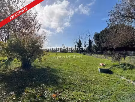 saint-sulpice-de-royan – maison à rafraîchir sur 3 040 m² de terrain