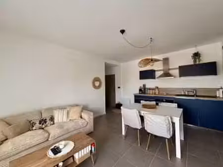 location appartement 2 pièces à saint-gilles-croix-de-vie croix de vie (85800) : à louer 2