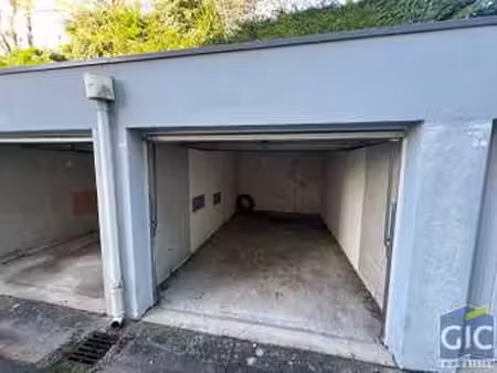 location garage box et parking à caen (14000) : à louer / caen