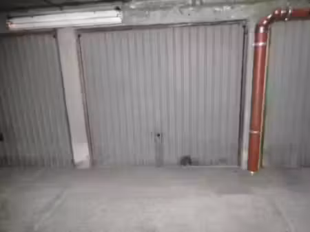 location garage 13 m² à marseille 5 (13005)