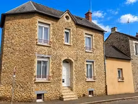vente maison à fougères (35300) : à vendre / 118m² fougères