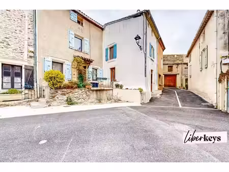 quintillan : maison de village atypique avec terrasse privative de 12 m²