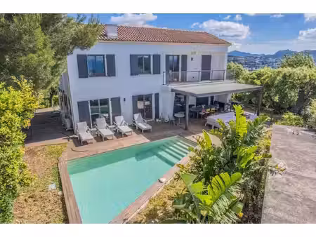 villa saint-raphaël - 4 chambres - 227m²
