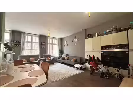 ruim 2-slaapkamerappartement te koop in centrum brugge