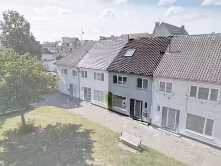 unieke stadswoning in het begijnhof met 3 slpk én tuin!