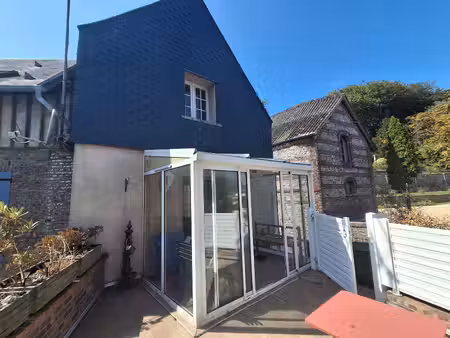 maison 3 pièces - 84 m²