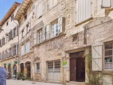 une demeure historique avec jardin au cœur de saint-antonin-noble-val
