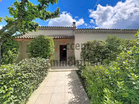 eygalieres  propriété avec maison et terrain à batir
