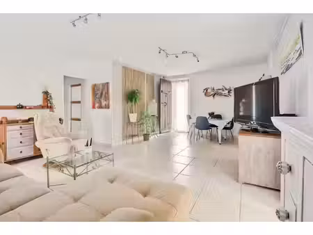 vente appartement 4 pièces  95.77m²  le pradet