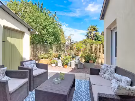 maison de 150 m2 rénovée avec vie de plain pied garage jardin à marcey les grèves 50300 pr