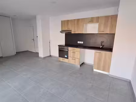 location appartement 3 pièces 61m² perpignan 66000