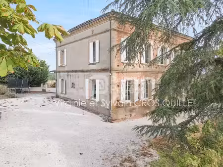 maison de maitre 302 m2 + garages sur belle parcelle