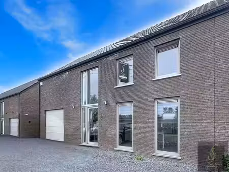 maison à louer à rue des ecoles 23 estinnes (vbe60883)