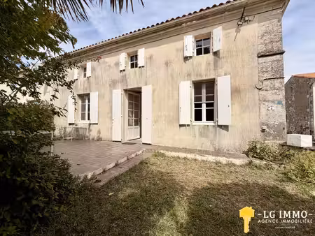 maison 124 m2  3 chambres  618 m2 terrain