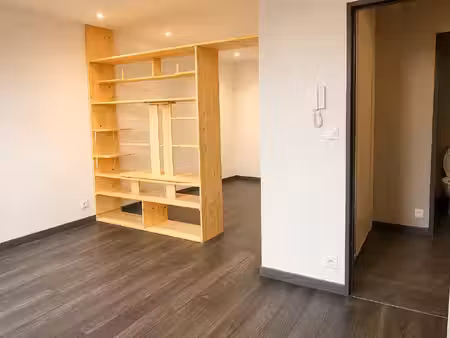 grand studio - quetigny / place centrale