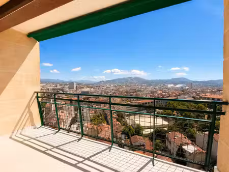 location appartement 4 pièces 92 m² à marseille 6 (13006)