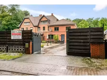 maison à vendre à nijverheidslaan 3a genk (rbw76321)