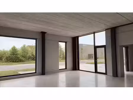 commercieel te koop in oostkamp