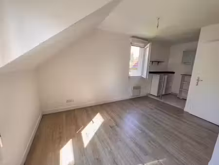 vente appartement 1 pièce 24.22 m² à saint-rémy-lès-chevreuse (78470)  115 000 €