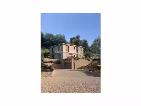 villa 7 pièces 160 m2   pégomas