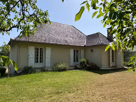maison avec vue exceptionnelle dans un environnement préservé
