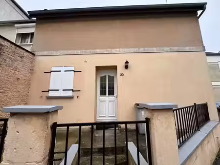 location maison 2 pièces 47 m2 à saint-quentin