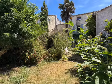 vente maison 8 pièces 253 m² saint-martin-de-ré (17410)