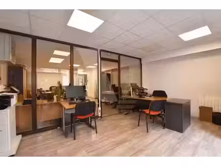 location locaux professionnels 5 pièces 72.7 m² à beziers (34500)  1 749 €