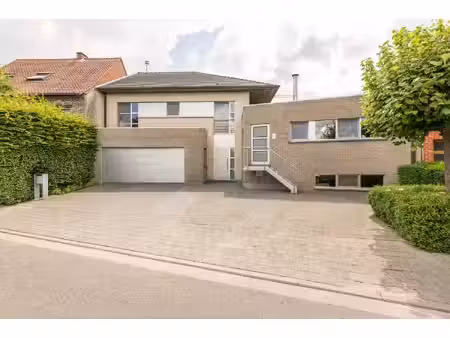 huis te koop in ruiselede met 4 slaapkamers