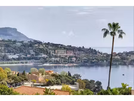 villefranche-sur-mer - magnifique 3 pièces rénové avec cave et parking
