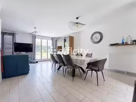 maison 7 pièces - 116 m²