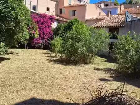 vente appartement 7 pièces 140 m² cuers (83390)