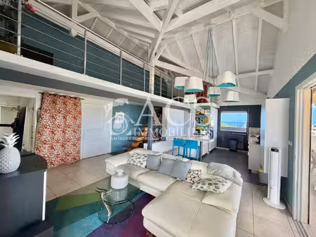 superbe appartement t4 en dernier étage avec vue mer panoram