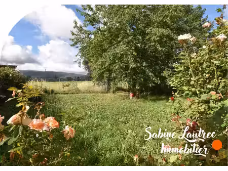maison familiale avec vie de plain-pied  grand jardin et garage - proximité d'en laure