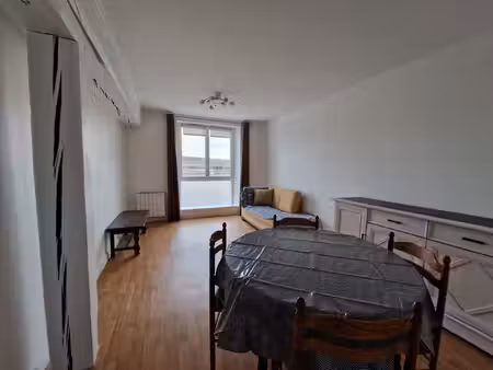 location appartement 2 pièces 47m² etampes 91150