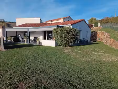 maison à vendre 7 pièces orbeil (63)