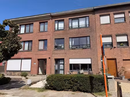 appartement te huur in aartselaar met 1 slaapkamer