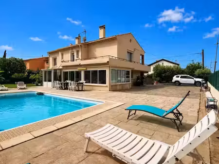 vente propriété 7 pièces 180 m² à ollioules (83190)  600 000 €