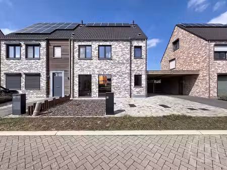 huis te huur in schriek met 4 slaapkamers