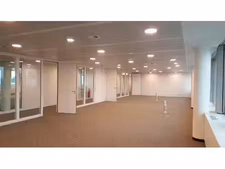 commercieel te huur in sint-joost-ten-node