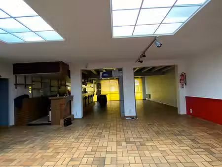 location local commercial 212m² aigrefeuille sur maine 44140