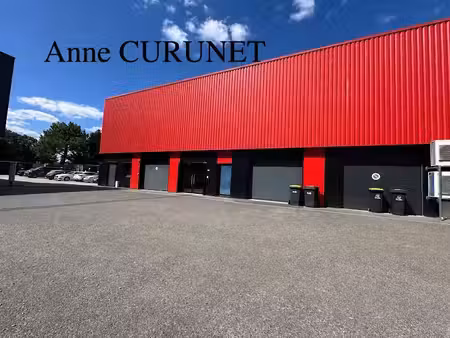 vente locaux professionnels 240 m² à vannes (56000)  535 600 €